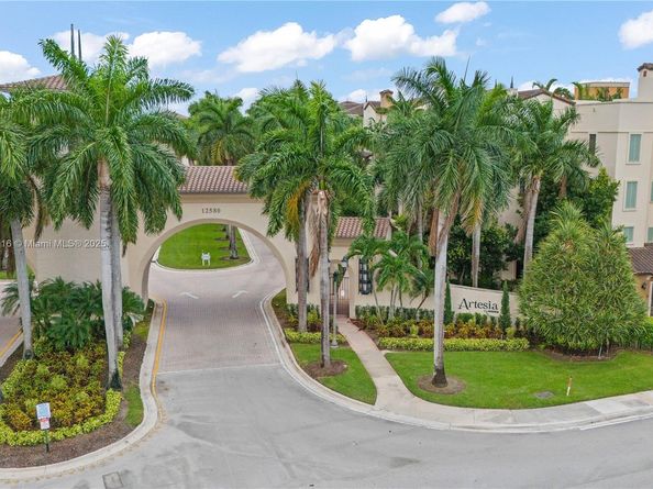 3055 NW 126th Ave 107, Sunrise FL 33323