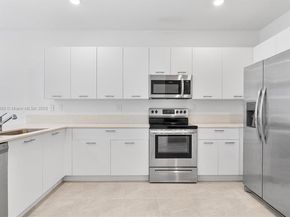 12845 NW 24th Ave, Miami FL 33167