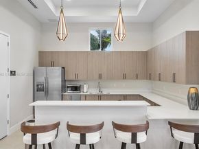 12845 NW 24th Ave, Miami FL 33167