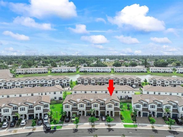 12845 NW 24th Ave, Miami FL 33167