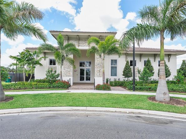 12845 NW 24th Ave, Miami FL 33167