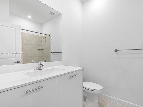 12845 NW 24th Ave, Miami FL 33167