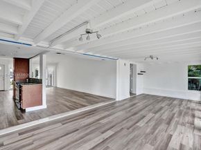 2512 Gulfstream Ln, Fort Lauderdale FL 33312