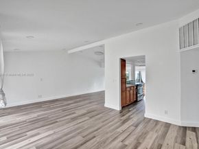 2512 Gulfstream Ln, Fort Lauderdale FL 33312