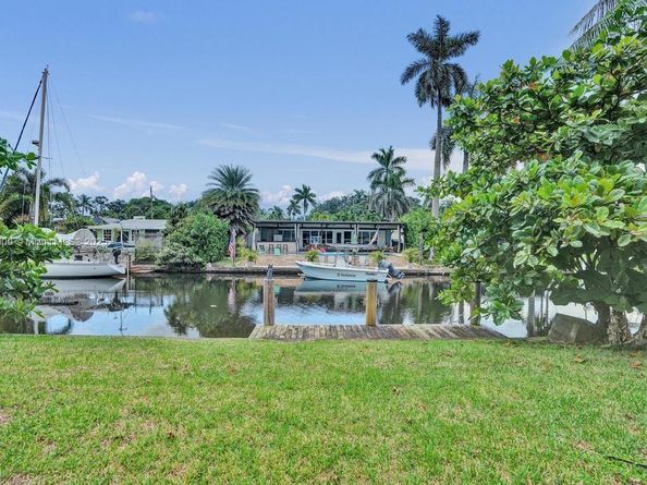 2512 Gulfstream Ln, Fort Lauderdale FL 33312