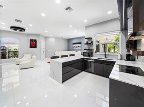 1496 Breakwater Terr, Hollywood FL 33019