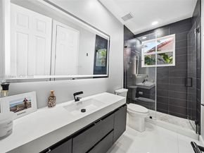 1496 Breakwater Terr, Hollywood FL 33019