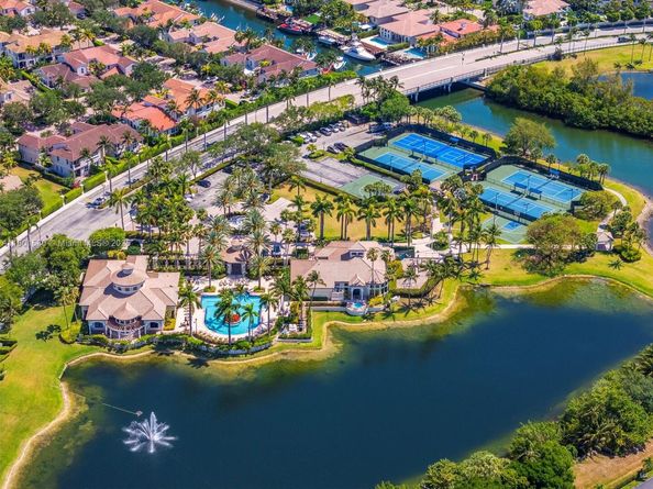 1496 Breakwater Terr, Hollywood FL 33019