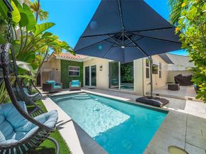 1496 Breakwater Terr, Hollywood FL 33019