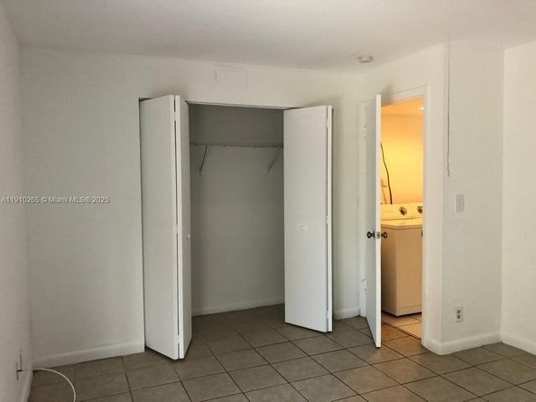 1312 NW 8th Ave, Fort Lauderdale FL 33311