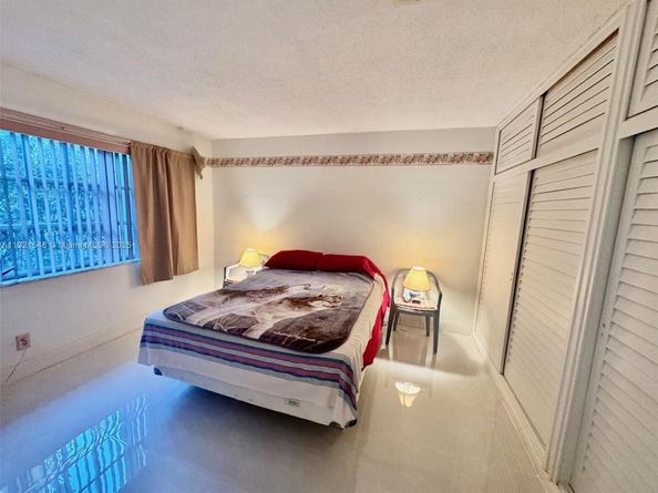 1431 S 14th Ave 118, Hollywood FL 33020