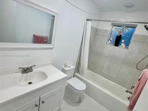 1431 S 14th Ave 118, Hollywood FL 33020