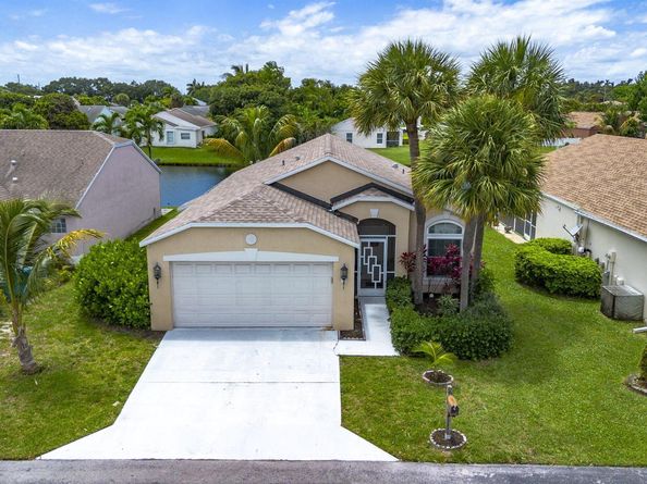 72 Paxford Lane, Boynton Beach FL 33426