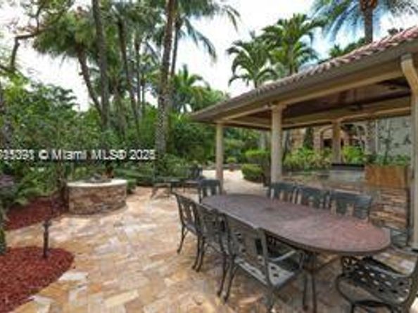 16740 Berkshire Ct, Southwest Ranches FL 33331