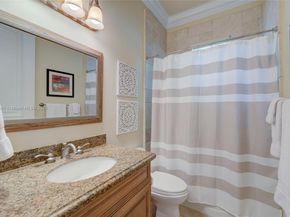 16740 Berkshire Ct, Southwest Ranches FL 33331
