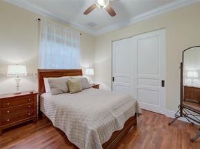 16740 Berkshire Ct, Southwest Ranches FL 33331