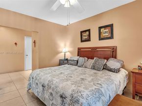 329 SE 3rd St 403T, Hallandale Beach FL 33009