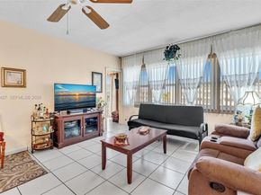 329 SE 3rd St 403T, Hallandale Beach FL 33009