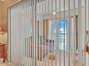 329 SE 3rd St 403T, Hallandale Beach FL 33009