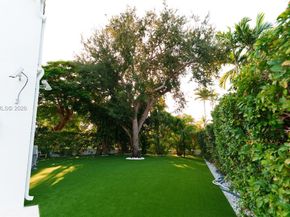 2525 Indian Mound Trl, Coral Gables FL 33134