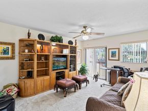 9530 Alcazar Ln, Davie FL 33324