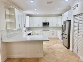 2455 Greenbrier Ct, Weston FL 33327