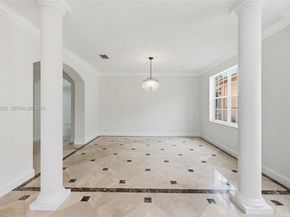 2455 Greenbrier Ct, Weston FL 33327