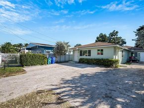 1236 NW 27th St, Miami FL 33142