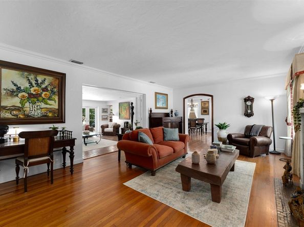 1250 Messina Ave, Coral Gables FL 33134