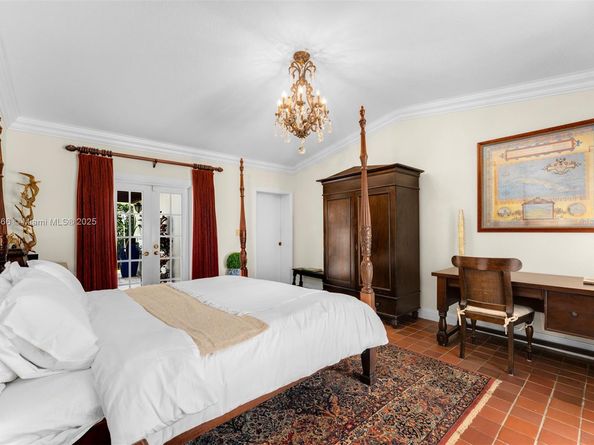 1250 Messina Ave, Coral Gables FL 33134