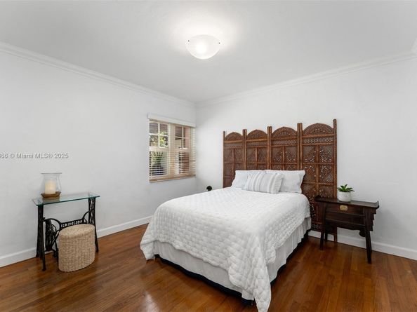 1250 Messina Ave, Coral Gables FL 33134