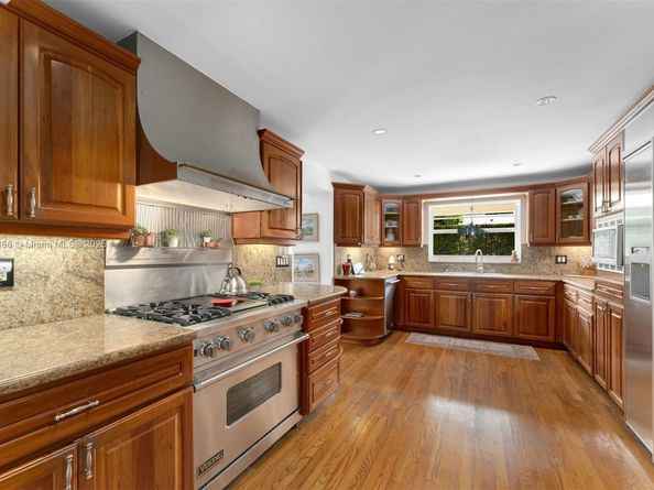 1250 Messina Ave, Coral Gables FL 33134