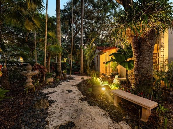 1250 Messina Ave, Coral Gables FL 33134