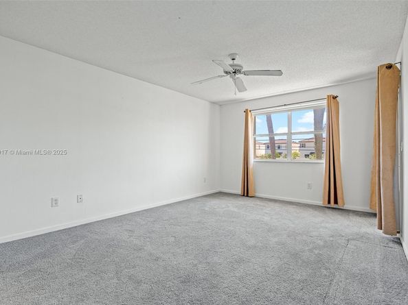 2274 SE 27 Dr 205F, Homestead FL 33035