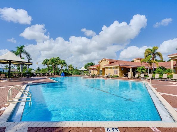 2274 SE 27 Dr 205F, Homestead FL 33035