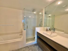 1100 S Miami Ave 2811, Miami FL 33130