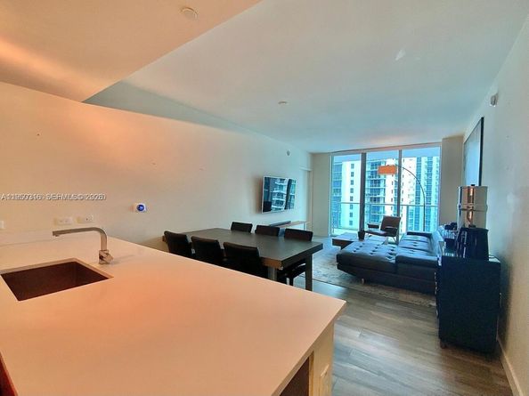 1100 S Miami Ave 2811, Miami FL 33130