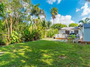 2510 Thomas St, Hollywood FL 33020