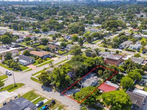 2510 Thomas St, Hollywood FL 33020