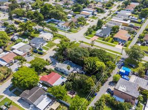 2510 Thomas St, Hollywood FL 33020