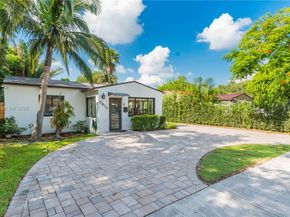 2510 Thomas St, Hollywood FL 33020