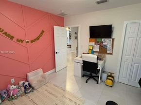 10761 SW 165th St, Miami FL 33157