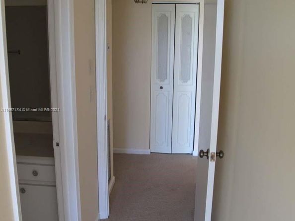 7320 Lake Cir Dr 404, Margate FL 33063