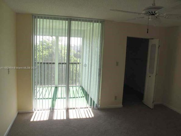 7320 Lake Cir Dr 404, Margate FL 33063