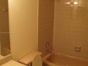7320 Lake Cir Dr 404, Margate FL 33063