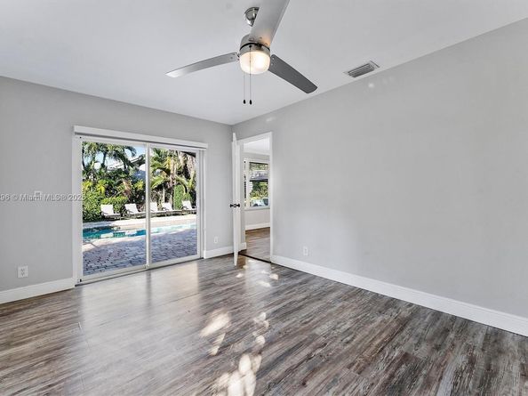 3933 NW 55th St, Coconut Creek FL 33073