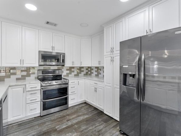 3933 NW 55th St, Coconut Creek FL 33073