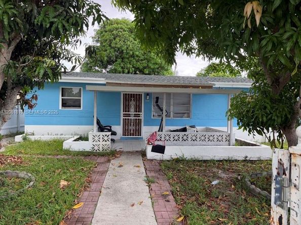 Undisclosed Address #A12061810, North Miami Beach FL 33162