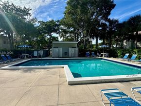 16210 Laurel Dr 203, Weston FL 33326