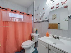 190 E 16th St, Hialeah FL 33010